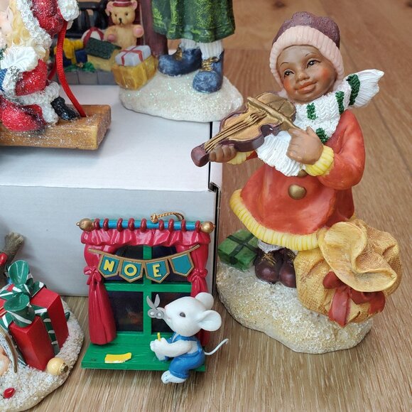 Vtg Lot of 10 Christmas Figurines Statues Holiday Ornaments Table Decor Santa - Picture 5 of 16